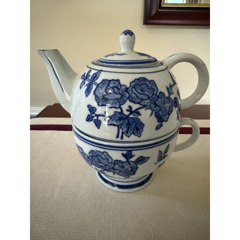 April Cornell Blue and White Floral Stacking Tea-for-one Set